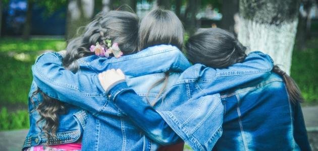 ابيات شعر عن الصداقة والاخوة